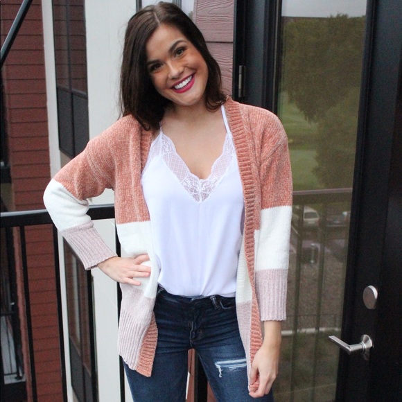 Multicolored Cardian - Picture 2 of 2